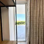 アパート The Little House クサミル