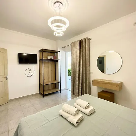 Apartment The Little House Ksamil
